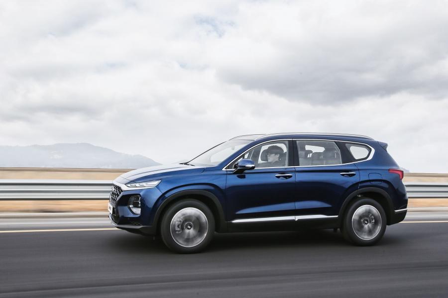  Hyundai Santa Fe 2018 года  (KR) (фото 43 из 56)